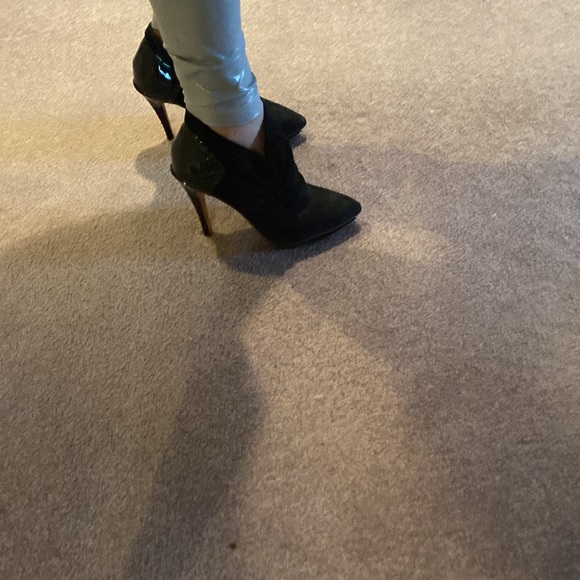 L.A.M.B. Black suede heeled booties - Picture 9 of 11
